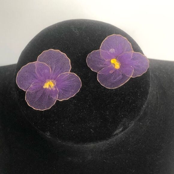 vintage violet fabric screw on earrings mesh tool purple spring summer statement - Picture 1 of 4